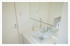 パウダールーム